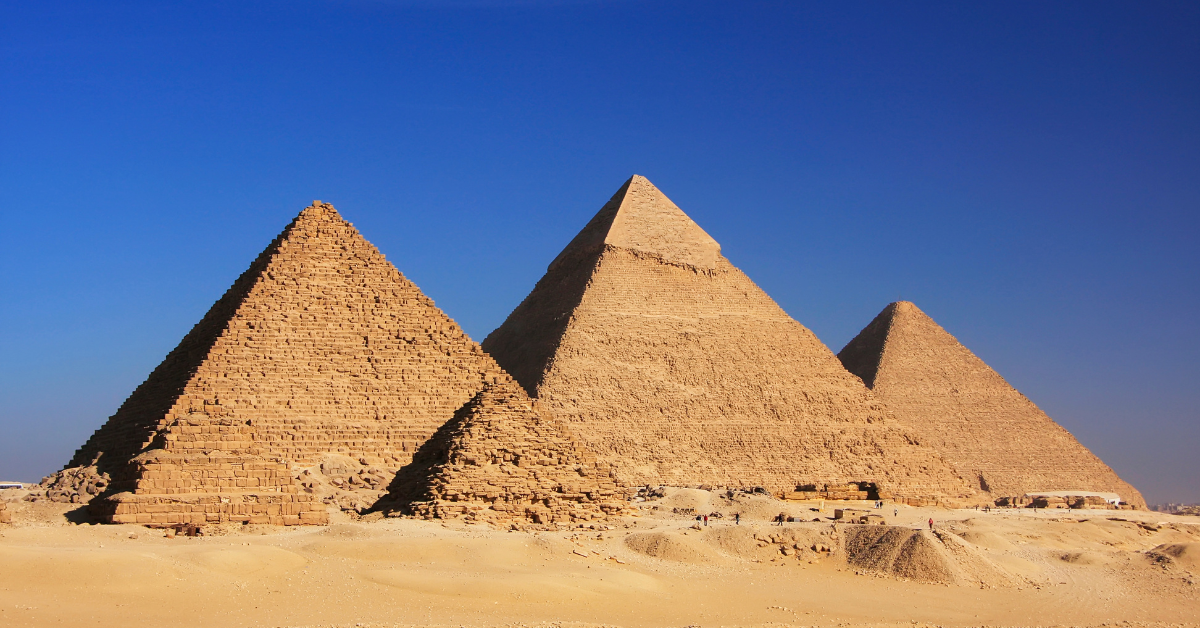 Pirâmides de Giza, no Egito. Fonte: Canva.